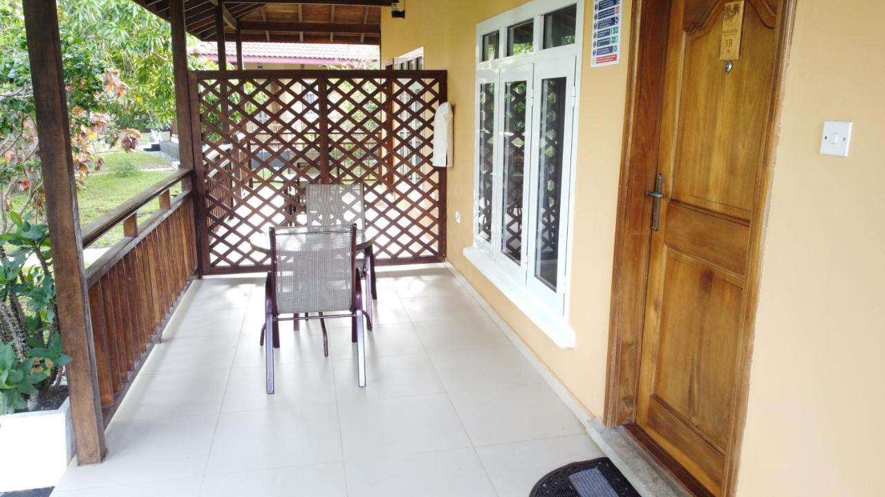 Charlestina Beach Resort Ampeni Exterior foto