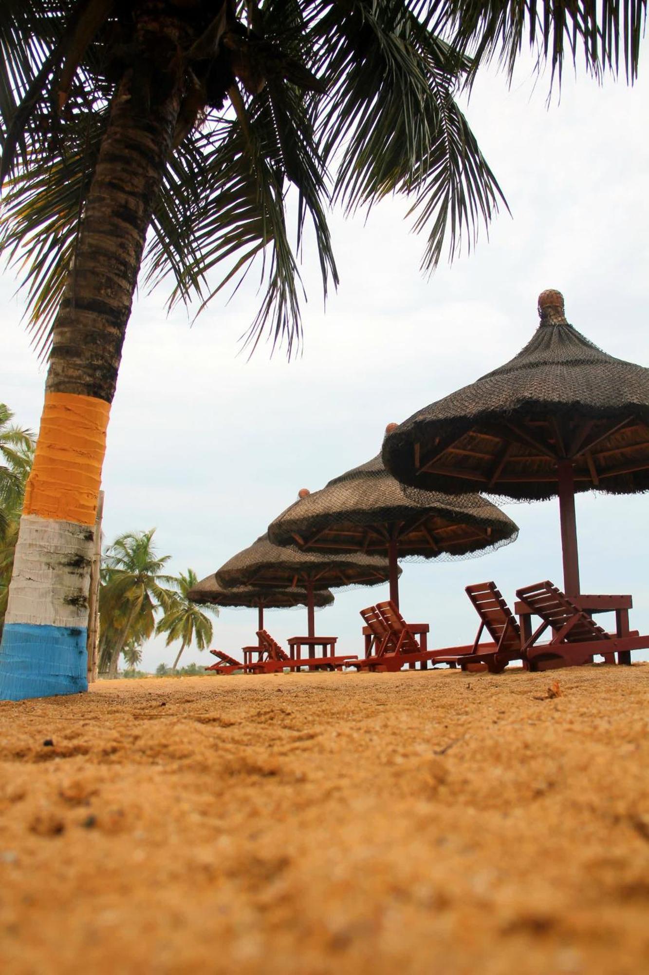 Charlestina Beach Resort Ampeni Exterior foto